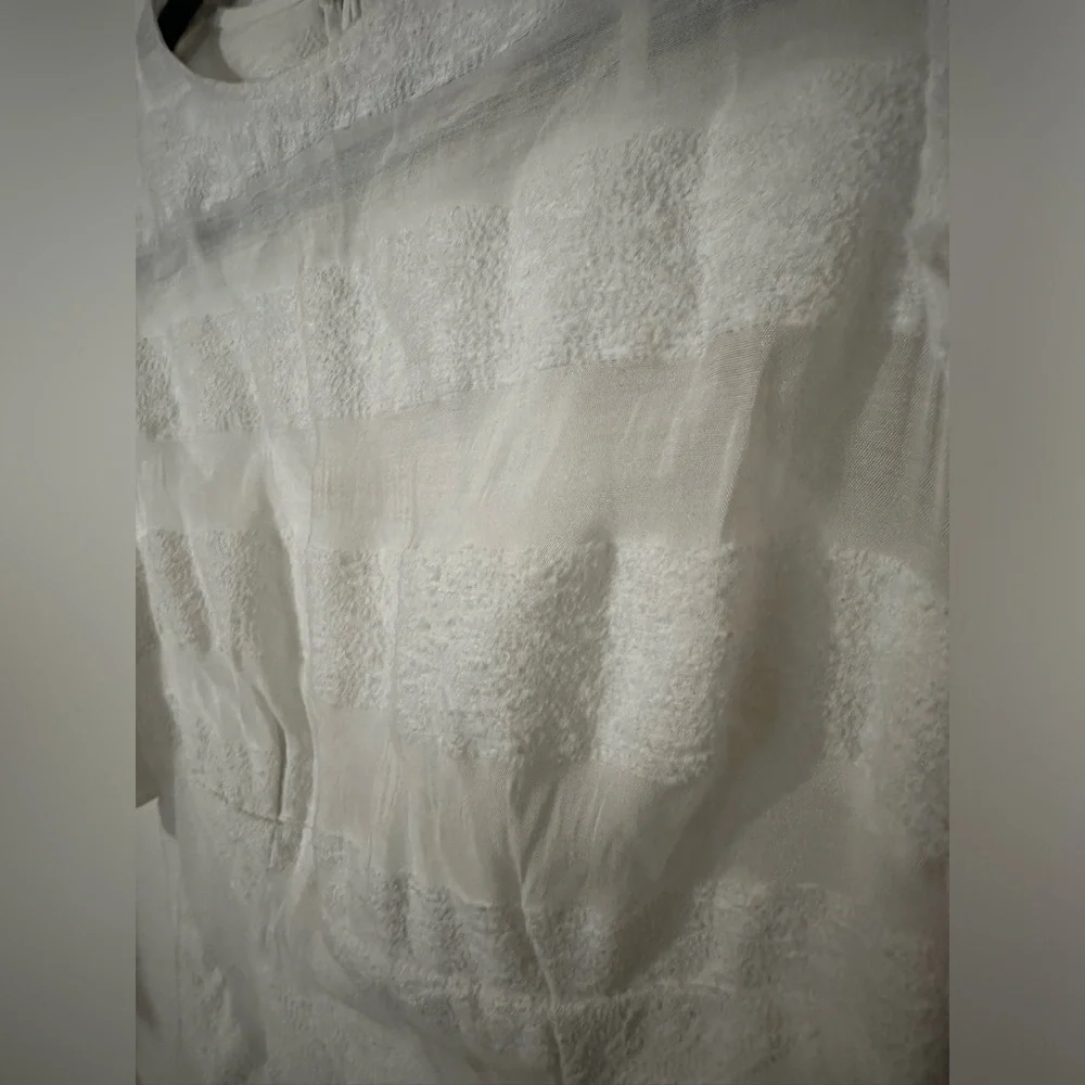 Keepsake White Striped Dress Flutter Sleeves and Hem Women’s Size 6 - Picture 3 of 5